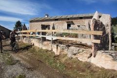 LESSINIA2013-1014